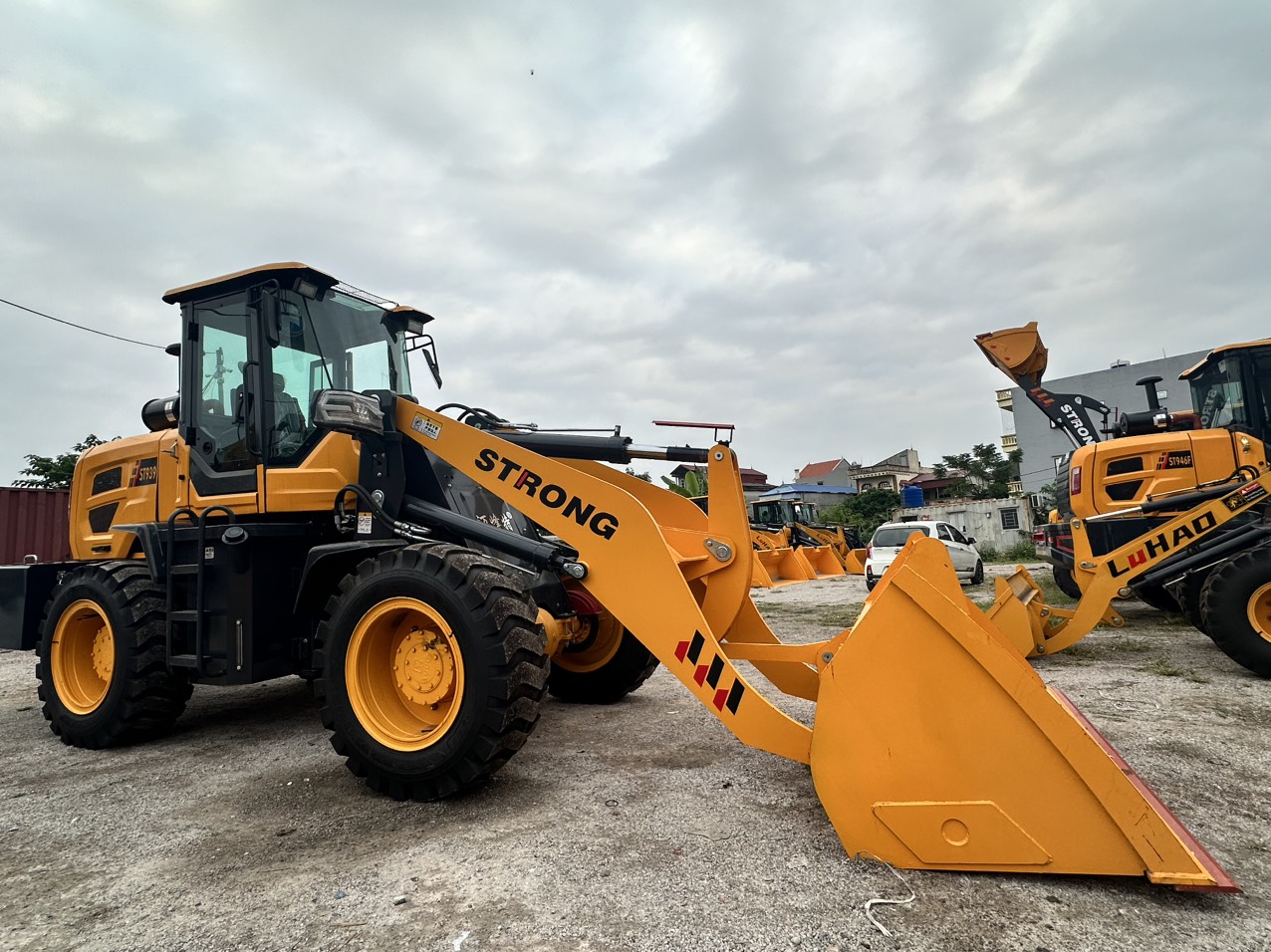 Bảng Giá Bán Máy Xúc Lật Các Hãng Mới Nhất Tại Thị Trường Việt Nam Hiện Nay